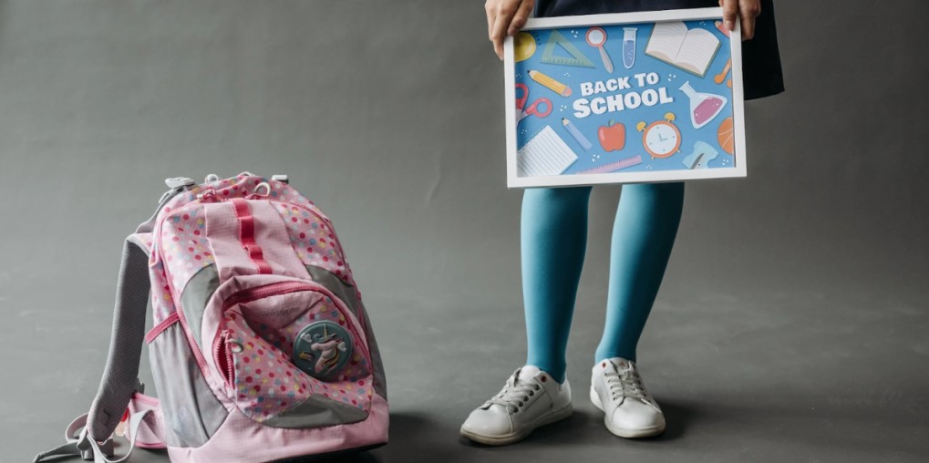 Cómo organizar la mochila escolar 2025