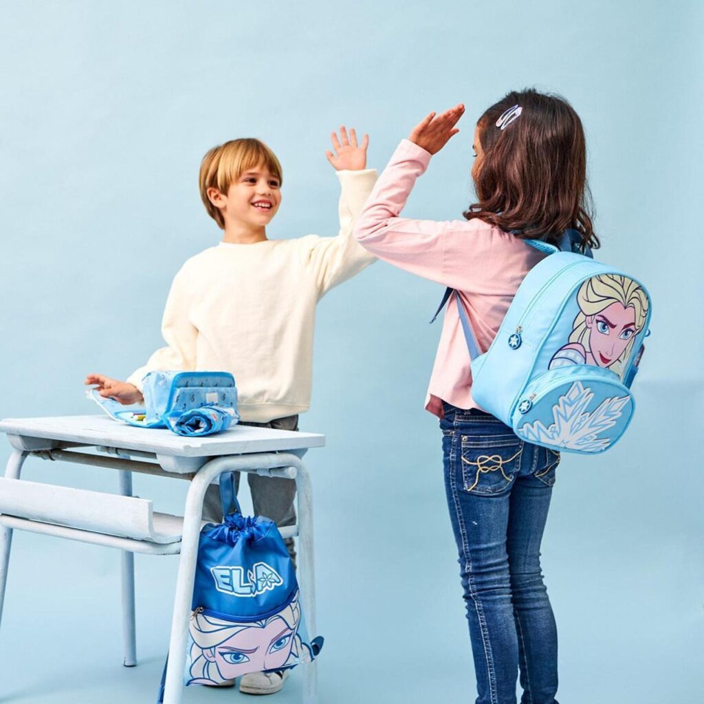 Cómo organizar la mochila escolar 2025